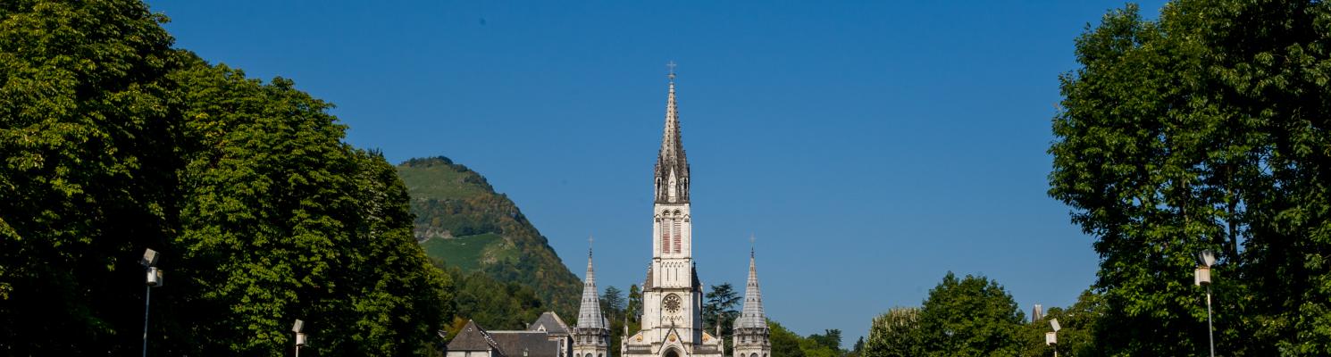 WEEK-END À LOURDES